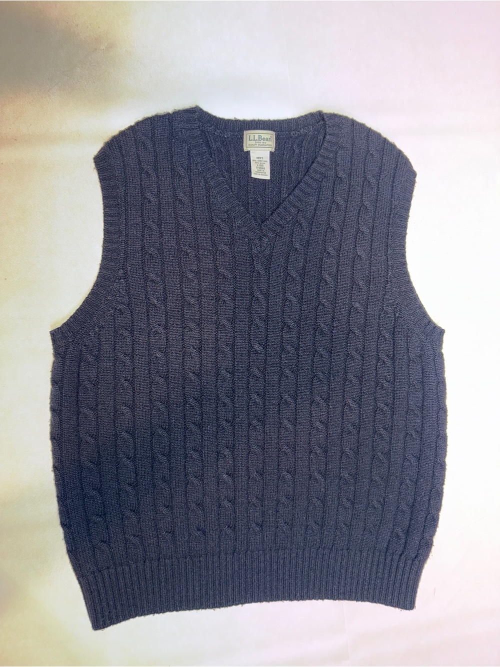L.L. Bean Navy Cable-Knit V-Neck Sweater Vest Lamb wool